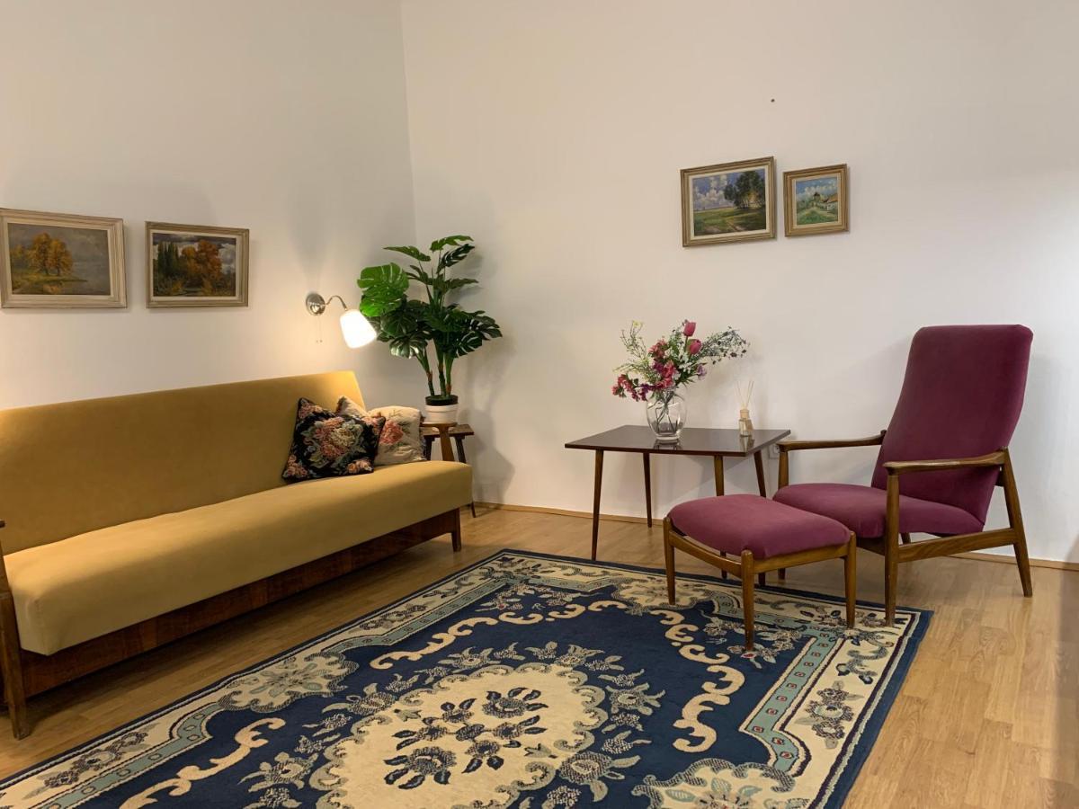 Hotel Kertész-ház à Eger Extérieur photo