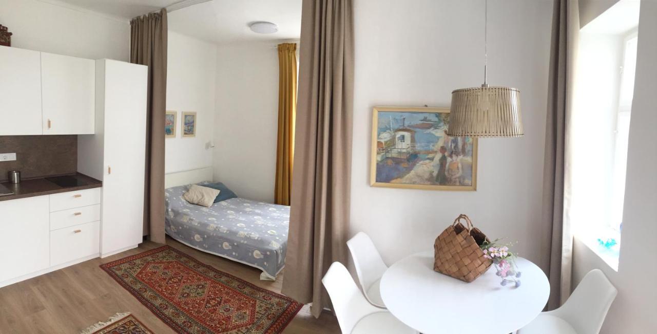 Hotel Kertész-ház à Eger Extérieur photo